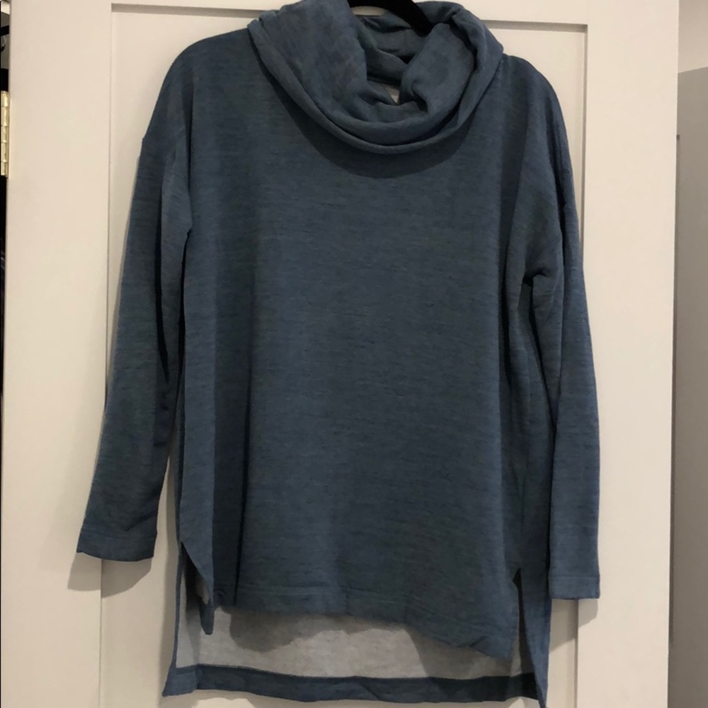 Lou & Grey Super Soft top SZ Small